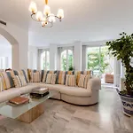 One&lux - 3 Bedrooms&private Pool Lägenhet *