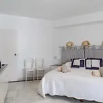 One&lux - 3 Bedrooms&private Pool Marbella