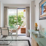 One&lux - 3 Bedrooms&private Pool Lägenhet *