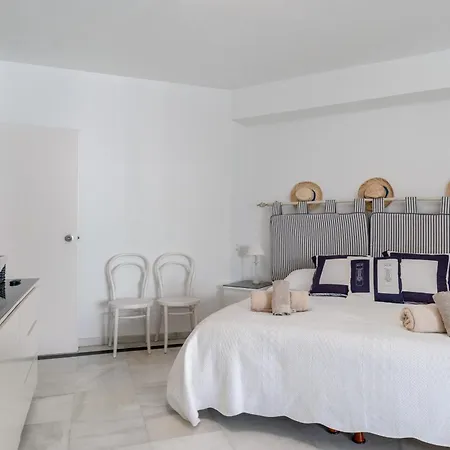 One&lux - 3 Bedrooms And Private Pool Marbella